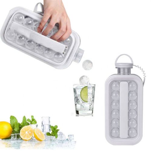 Flasche zur Eisballherstellung