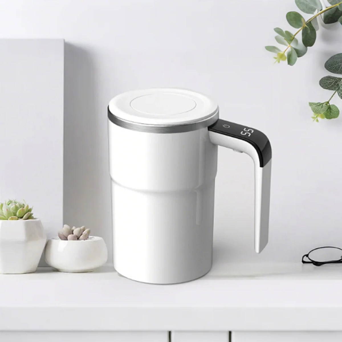 Automatic Stirring Travel Cup