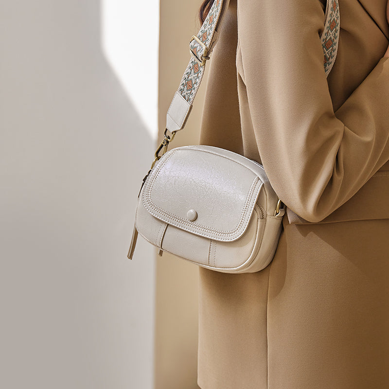 White Stitch Saddle Shoulder Bag-1